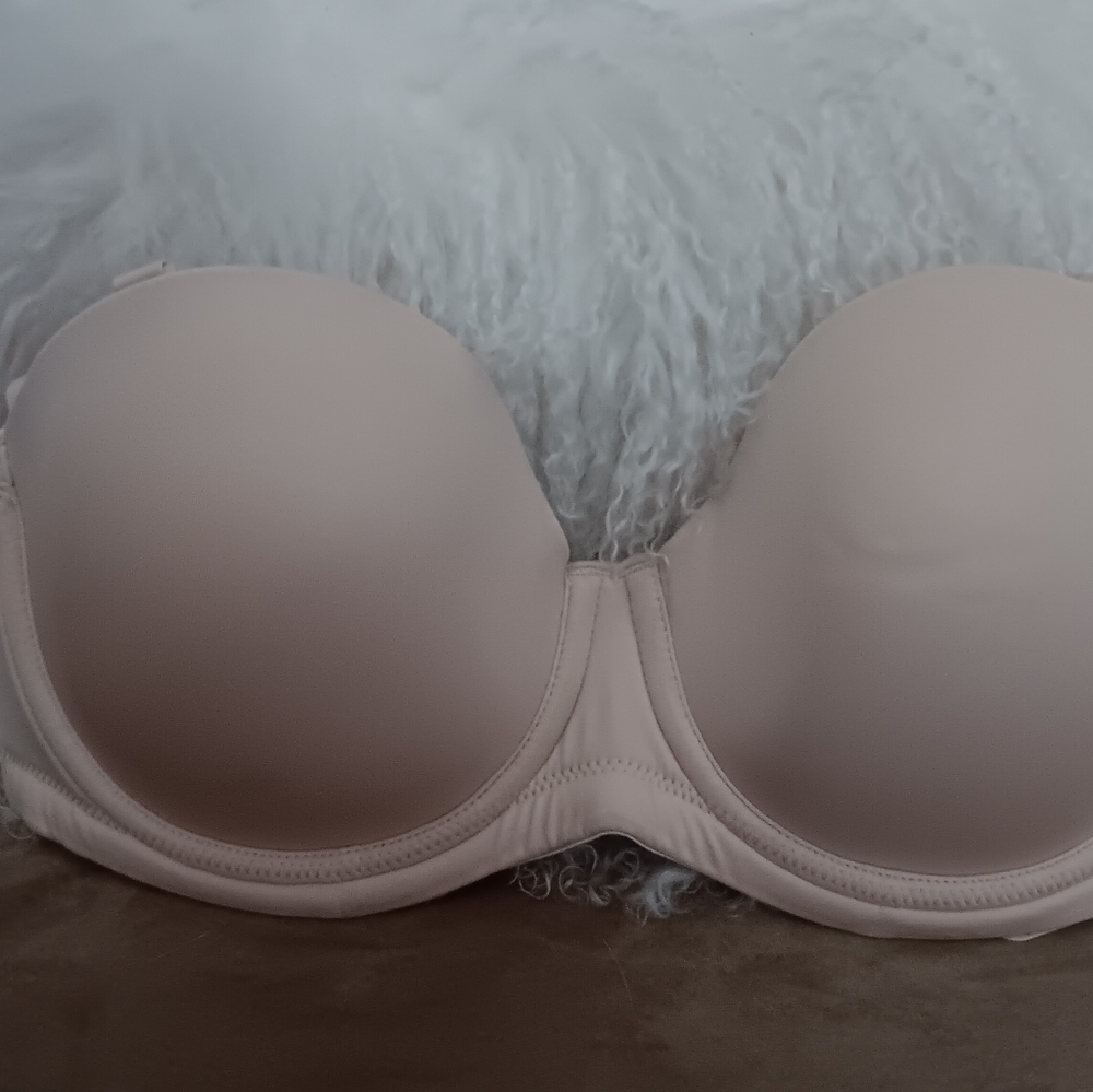 Wacoal Nude Strapless, Convertible, All-Way Bra 30DDD 30F